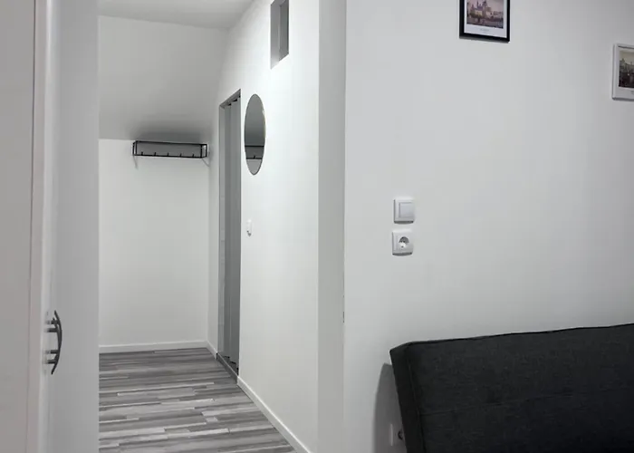 Royal Racing 6 公寓 尤登堡